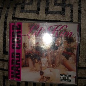 I’m selling a lil kim CD track